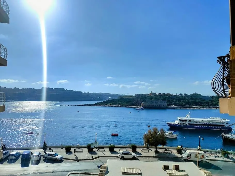 Prime Located Home By *The Sea* Sliema Apartment