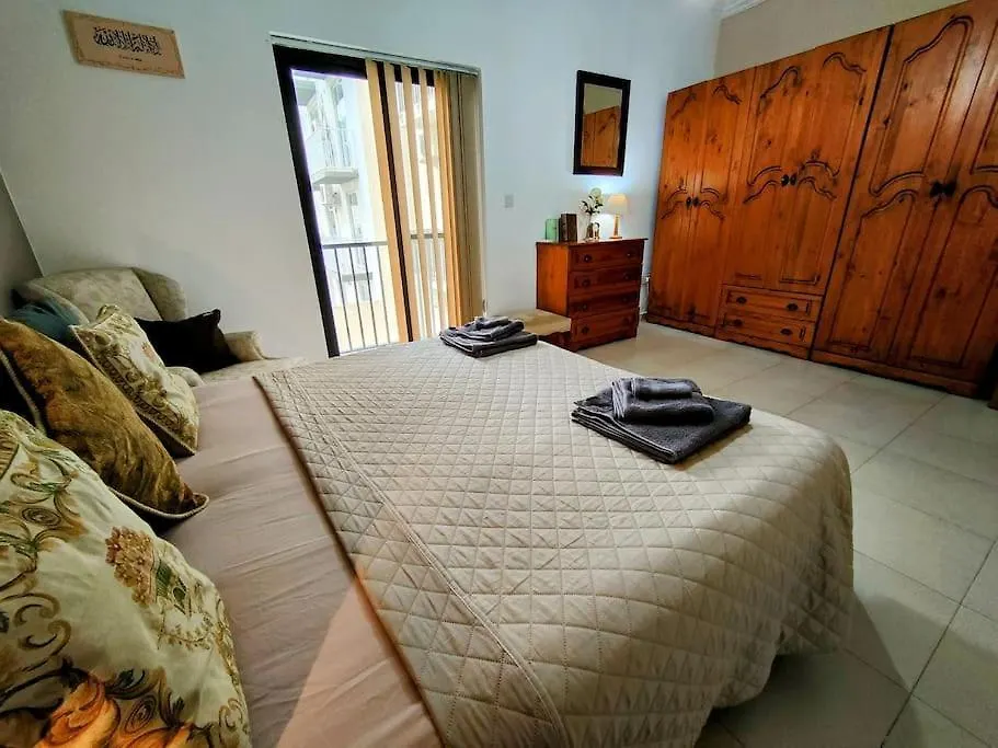 Apartment Prime Located Home By *The Sea* Sliema