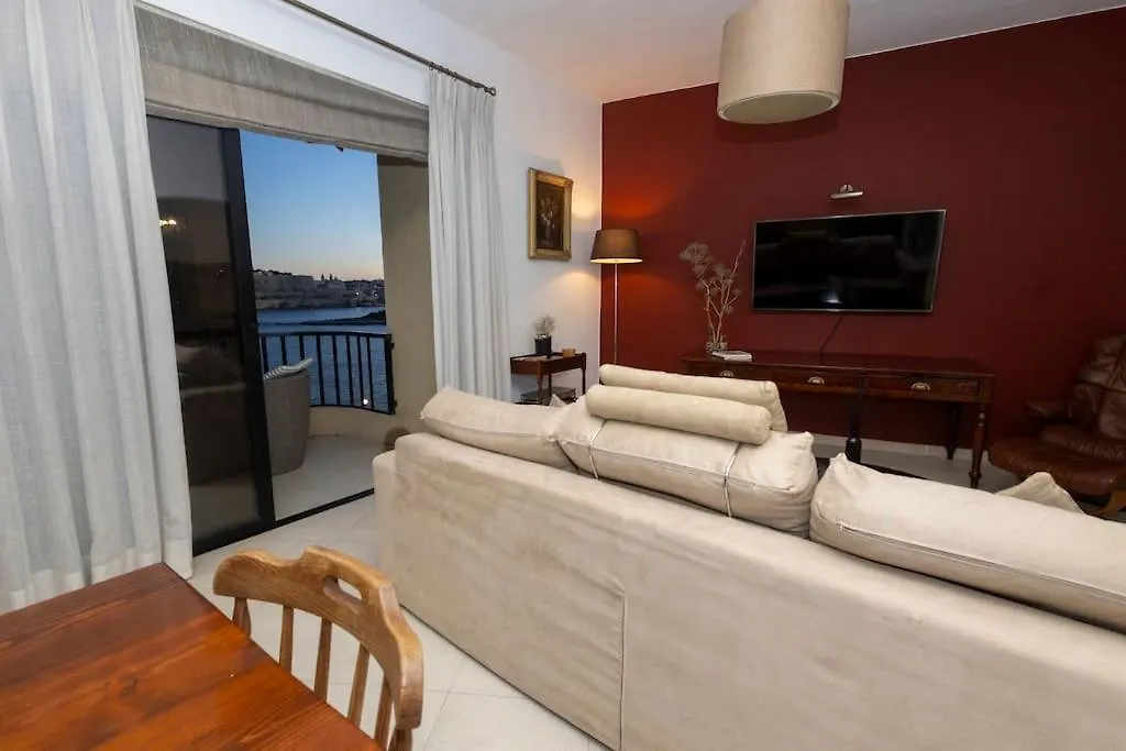 Prime Located Home By *The Sea* Sliema 0*,