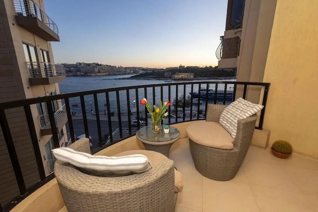 Apartment Prime Located Home By *The Sea* Sliema Malta